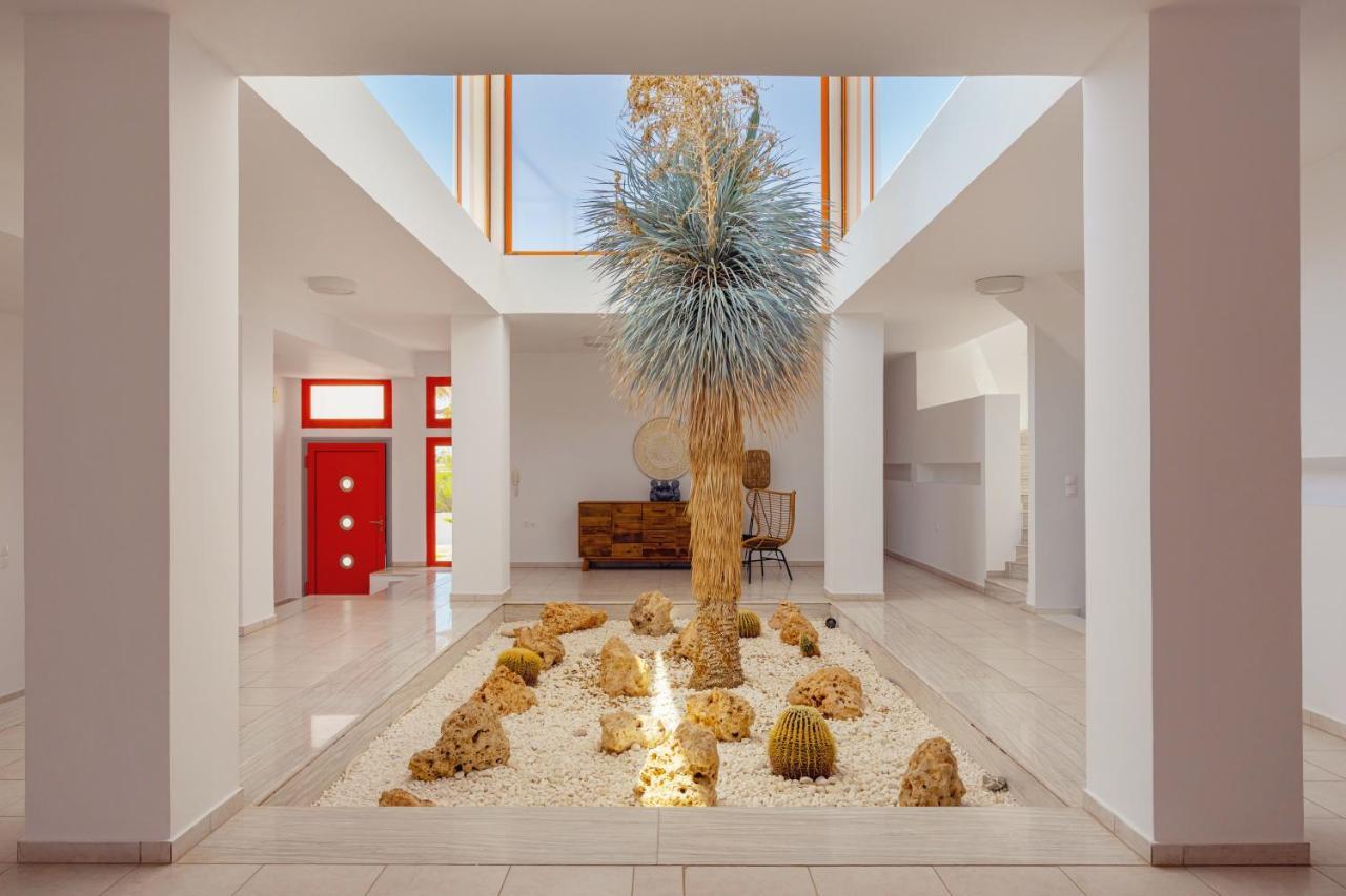 Villa Seven Lakhania Luaran gambar