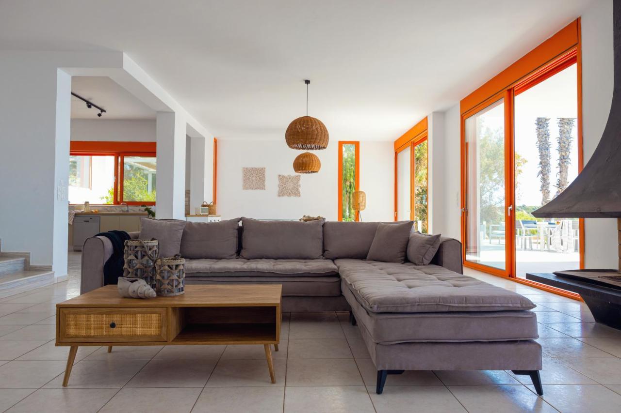 Villa Seven Lakhania Luaran gambar